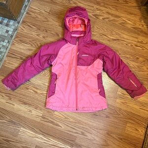 Patagonia 
Girls' L ( size 12 ) Snowbelle Jacket